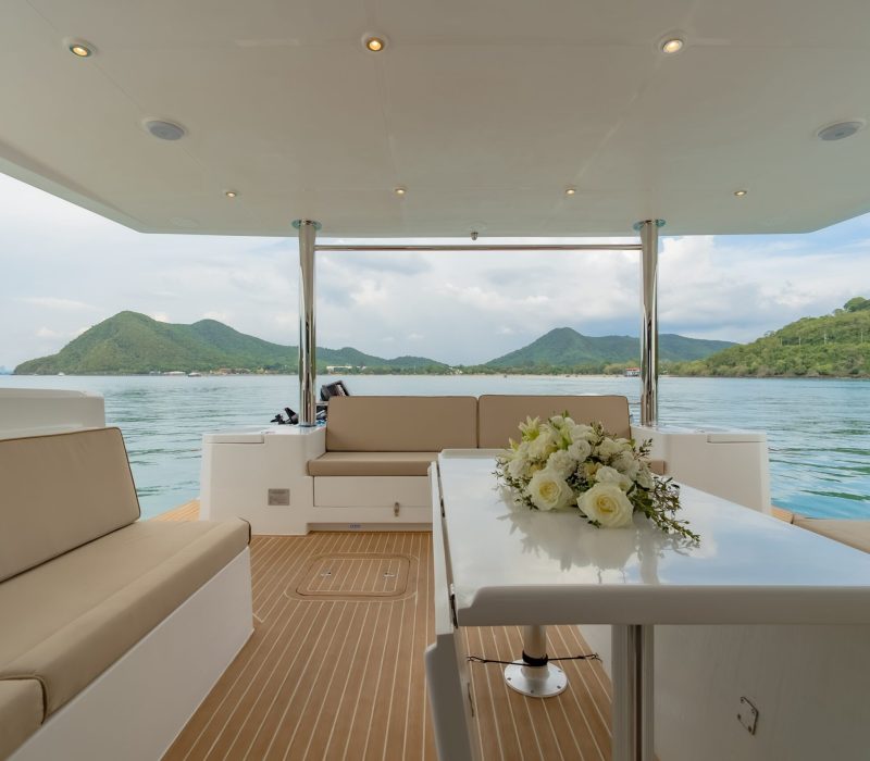 Island Spirit 525 Electric Catamaran - Inspired Yachting (6)